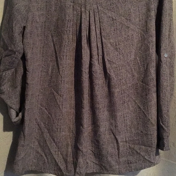 NWT GREY PRINT BOBEAU BLOUSE! - Picture 6 of 12